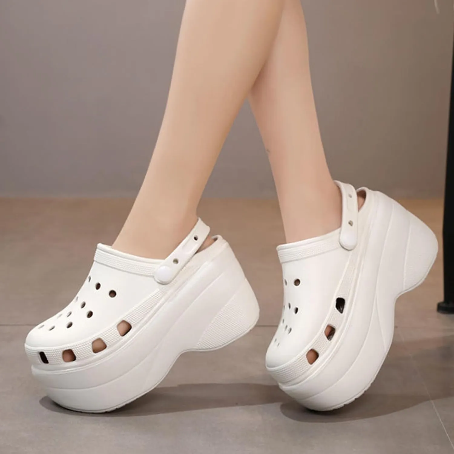 Fashion Platform Clogs Women's Outdoor and Indoor Cloud Slippers Comfortable Casual Pillow Sandals Beach Shoes Running Shoes Walking Shoes Wading Shoes