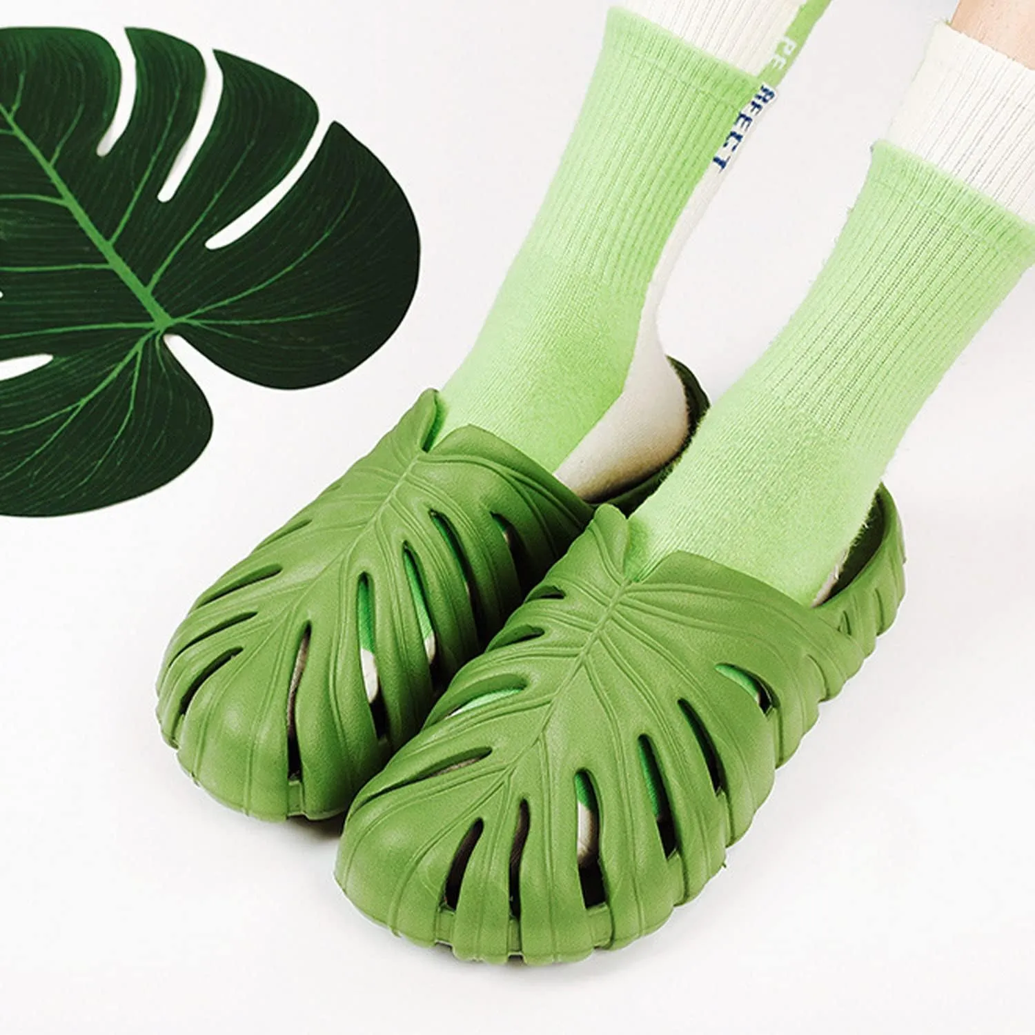 Monstera Slippers, Monstera Leaf Slides, Monstera Pillow Slippers Non-Slip Quick Drying Soft Open Toe Bathroom Sandals Shower Slippers Monstera Slides for Women and Men (US12, Black)