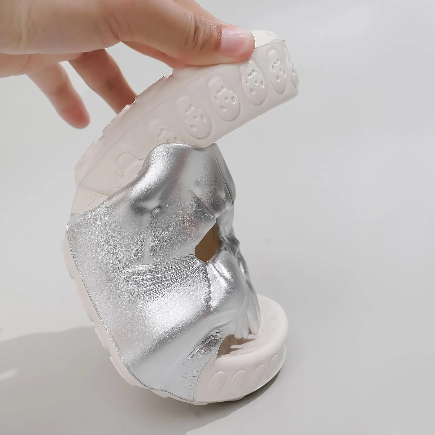 Skull Slides Slippers for Women Men Thick Sole Pillow Slippers Cushioned Shower Sandals Non Slip Halloween Shoes