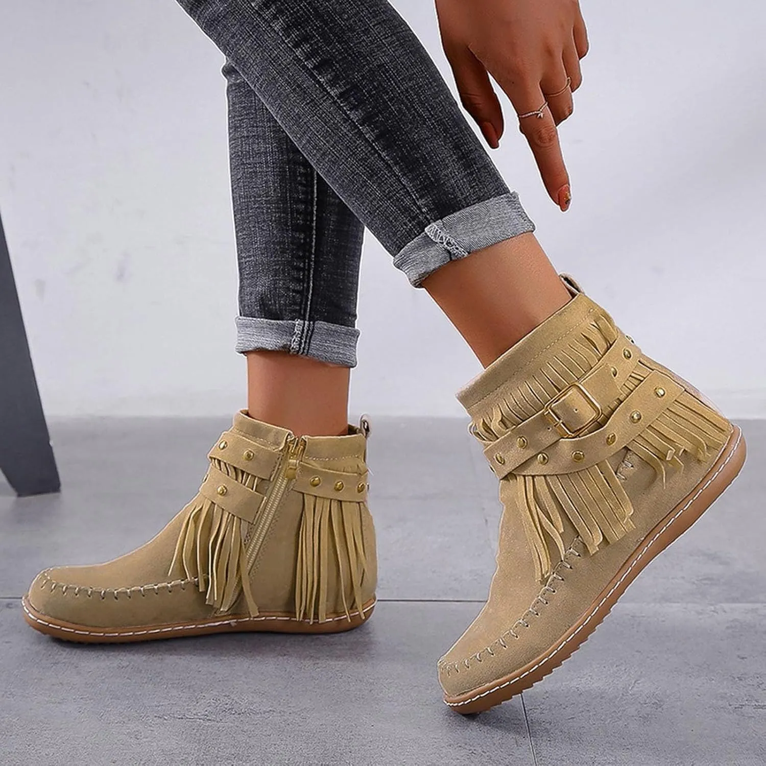 Women's Western Cowboy Boots, Fringe Faux Suede Boots Retro Round Toe Fringe Buckle Strap Ankle Boot Low Heel Rome Flat Shoes TasselKnight Booties Shoes